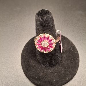 Elegant Pink and Gold Ring Size 7/8